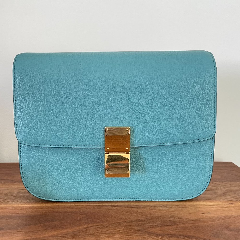 Celine Medium Classic Box in Antarctic Goat